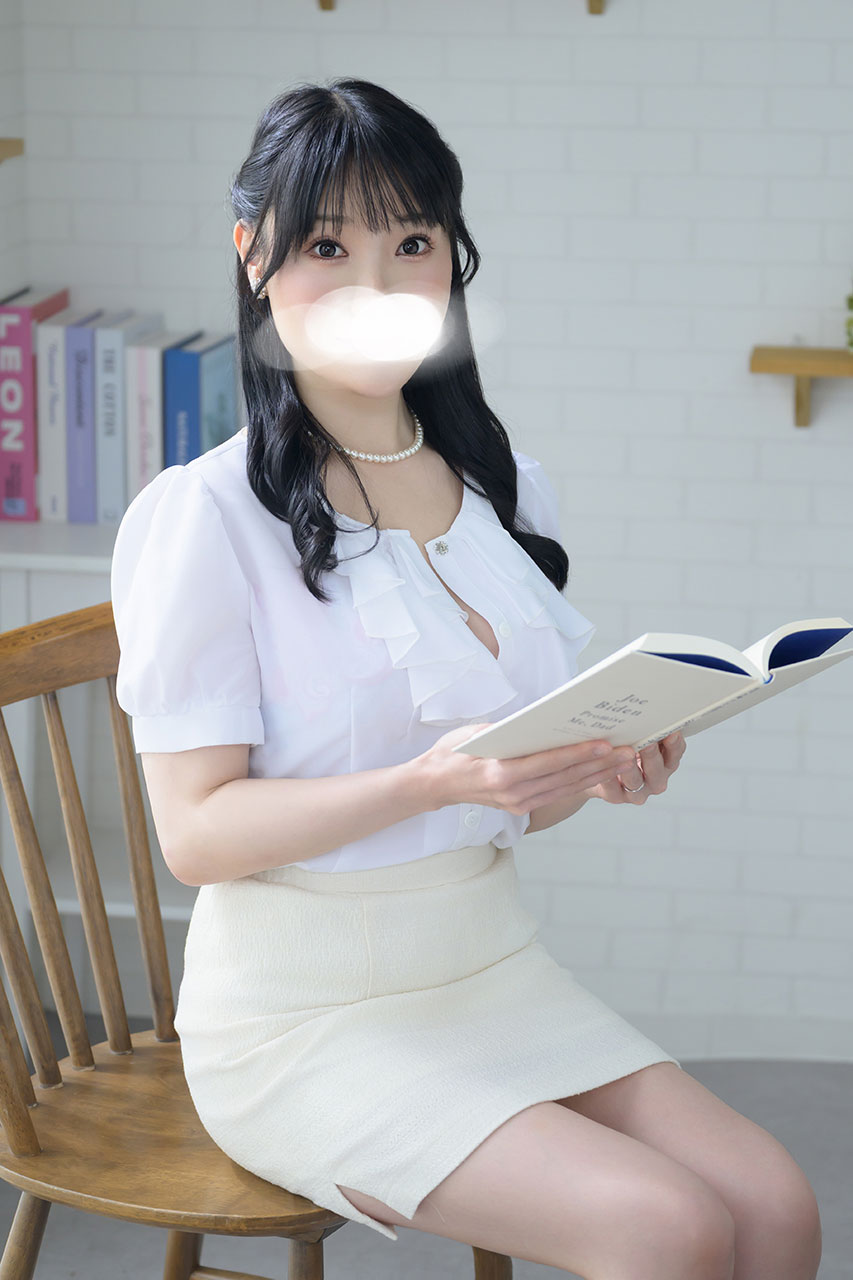 小牧鈴奈のプロフィール一般写真